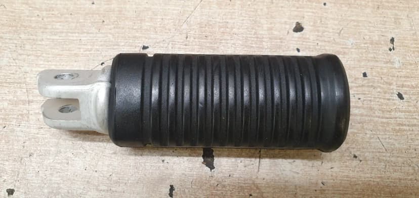Harley Davidson 2018 Softails FXLRS Front Right Footrest / Peg