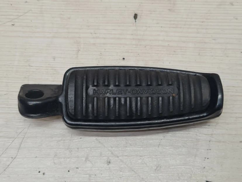 Harley Davidson 2007-2020 Footrest / Peg 33135-07CAZ