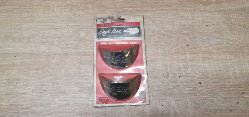 HARLEY-DAVIDSON TOURING 1993-2013 TURN SIGNAL / INDICATOR PAIR EAGLE WING VISORS